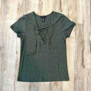 Rue21 Green Ribbed Tie Front Short Sleeve Cropped T-Shirt - Size Medium